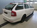 Kuva 4: Skoda Octavia II 1.6 TDi 4X4 Farm 2010