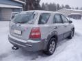 Kuva 4: Kia Sorento I Pre-Facelift 5D SUV 2.4i MT5 4WD LX 2005