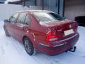 Kuva 4: VW Bora 4D Sedan 1.6i MT5 2000