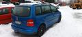 Kuva 4: Volkswagen Touran -04 2004