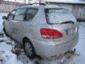 Kuva 4: Toyota Avensis Verso 2.0 -01 ACM20L-ARMDKW 2001