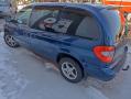 Kuva 4: Chrysler Voyager 3.3 2005