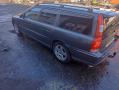 Kuva 4: Volvo V70  D5 AWD 2006