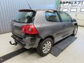 Kuva 4: Volkswagen Golf V 1.6i 8V 3/HB 2006