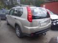 Kuva 4: Nissan X-Trail II Pre-Facelift 5D SUV 2.0i MT5 4X4 2008