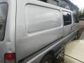 Kuva 4: Toyota Hiace 2,5D-4D pitk  -05 2005