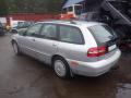 Kuva 4: Volvo V40 I Facelift 5D STW 1.8i MT5 2004