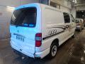 Kuva 4: Toyota Hiace 2.5D 4X4 pitk 2008