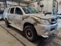 Kuva 4: Toyota Hilux 4-OVINEN 3.0 AUTOMAATTI 2011