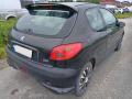 Kuva 4: Peugeot 206 1.4 3ov. HB -06 2006