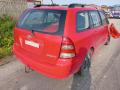 Kuva 4: Toyota Corolla 1.6VVT-i farm. -03 2003