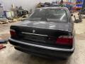 Kuva 4: BMW 7 e38 -98 Cosmos-schwarz 1998