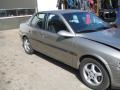 Kuva 4: Opel Vectra B 2.0i 16v ecotec sedan 1998