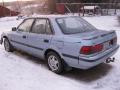 Kuva 4: Toyota Carina1,6i -91 sedan  1991