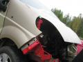 Kuva 4: Opel Vivaro 2,5CDTI -04 2004