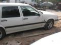 Kuva 4: Volvo 850 -97 farm. 2,5TDI autom. 1997