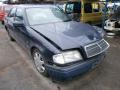 Kuva 4: Mercedes-Benz C 180 Aut. sedan -93 1993