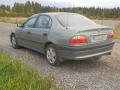 Kuva 4: Toyota Avensis 1.8 VVti -00 2000