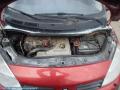 Kuva 5: Renault Grand Scnic 5D MPV 2.0T MT6 2005