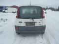 Kuva 5: Toyota Yaris Verso 1.3 -05 2005