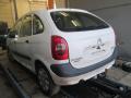 Kuva 5: Citroen Xsara Picasso 1.8 2001