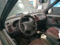 Kuva 5: Nissan Terrano II 2.7 TDi 4WD 1999