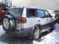 Kuva 5: Nissan Terrano II 2,7TDi 4x4 -05 2005