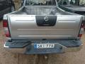 Kuva 5: Nissan King Cab 2.5DI-4X4/295 2005