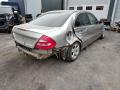 Kuva 5: Mercedes-Benz E 200CDI sedan (w211) -02  2002