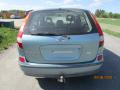 Kuva 5: Nissan Almera Tino 1.8 -02 2002