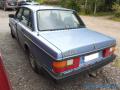 Kuva 5: Volvo 240 4D sedan  2,0 -88 1988