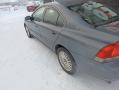 Kuva 5: Volvo S60  2.4l  140hv 2003