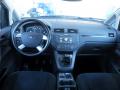 Kuva 5: Ford Focus C-Max 5D MPV 1.8i MT5 Ghia 2005