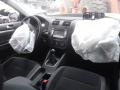 Kuva 5: VW Golf V 5D Variant 2.0TDI MT6 Comfortline 2008