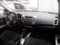 Kuva 5: Mitsubishi Outlander Pre-Facelift 5D SUV 2.0DI-D MT6 4WD 7-H. 2008