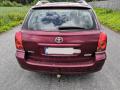 Kuva 5: Toyota Avensis 1.8 VVT-i farm. -04 2004