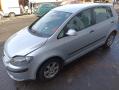 Kuva 5: Volkswagen Golf Plus 1.6 BLF 2005