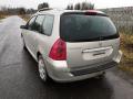 Kuva 5: Peugeot 307 1.6 farm. -05 2005