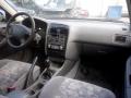 Kuva 5: Toyota Avensis T22 Pre-Facelift 4D Sedan 1.6i MT5 Terra 1998