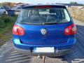 Kuva 5: Volkswagen Golf V 1.6 FSI 5ov. HB -04 2004