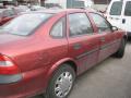 Kuva 5: Opel Vectra B 1.8i 16v eco sedan 1998