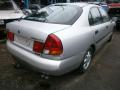 Kuva 5: Mitsubishi Carisma 1,8 5D -98  1998