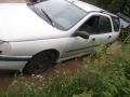 Kuva 5: Renault Laguna 2,2D farm. -97  1997