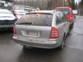 Kuva 6: Mercedes-Benz C 180 200cdi farkku 2003