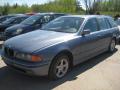 Kuva 6: BMW 5-sarja E39 520i stw 2001