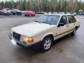 Kuva 6: Volvo 940  2.3 1991