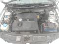 Kuva 6: Volkswagen Golf IV variant 1,6 -06 2006