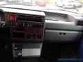 Kuva 6: Volkswagen Transporter 2.5TDI lyhyt bussi  -02 2002