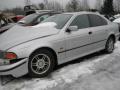 Kuva 6: BMW 523i AUTOMAATTI 125kw 1999