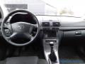 Kuva 6: Toyota Avensis 2,0diesel  D4D  farmari -08 2008